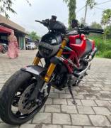 Ducati Monster