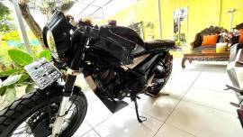 Cafe Racer CB150R Motor Custom