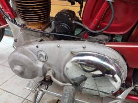 Motor tua BSA ariel 350cc