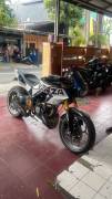 Cafe racer Honda verza