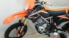 motor trail klx 150cc