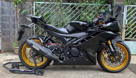 YAMAHA R15 V2 TAHUN 2015