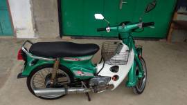 Honda c700 warna hijau