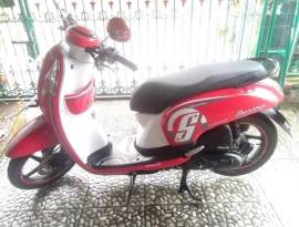 DI jual motor honda scoopy tahung 2016 plat R