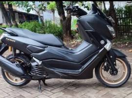 Nmax 2018 hitam