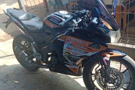 Jual cbr 150 r 2012 cbu thailand